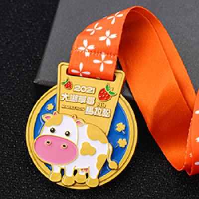 大湖草莓馬拉松獎牌